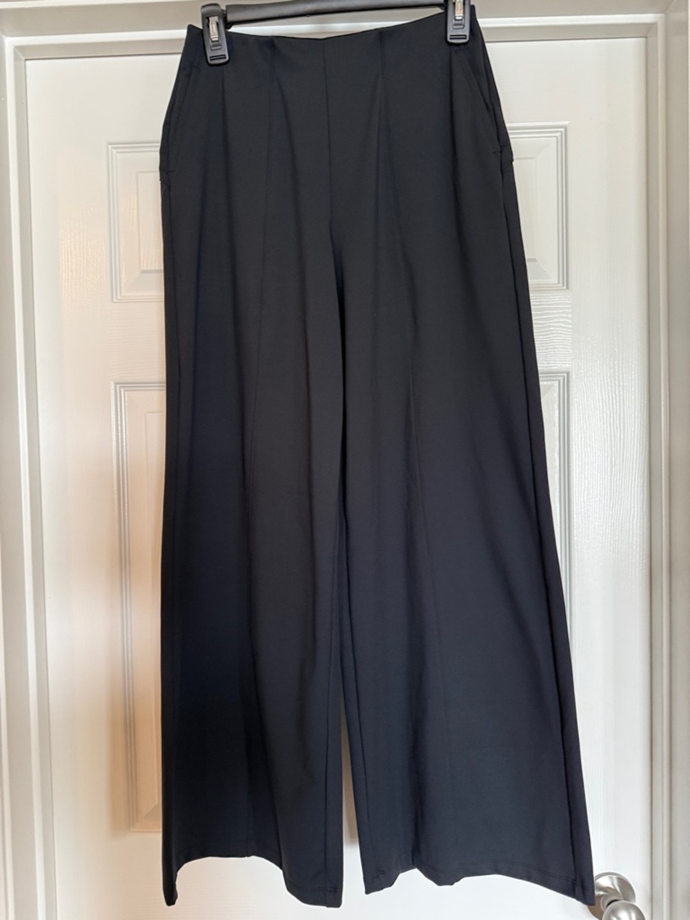 Old Navy Black Wide-Leg Pull-On Pants
